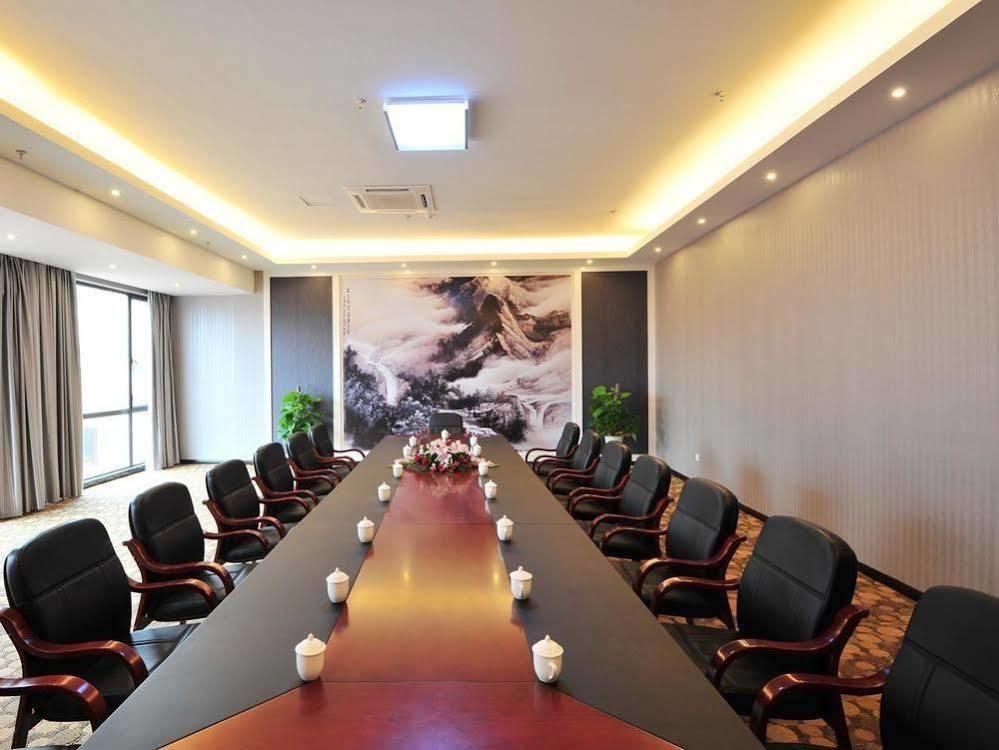 Jiande Yinyuan Hotel Tangcun Екстериор снимка